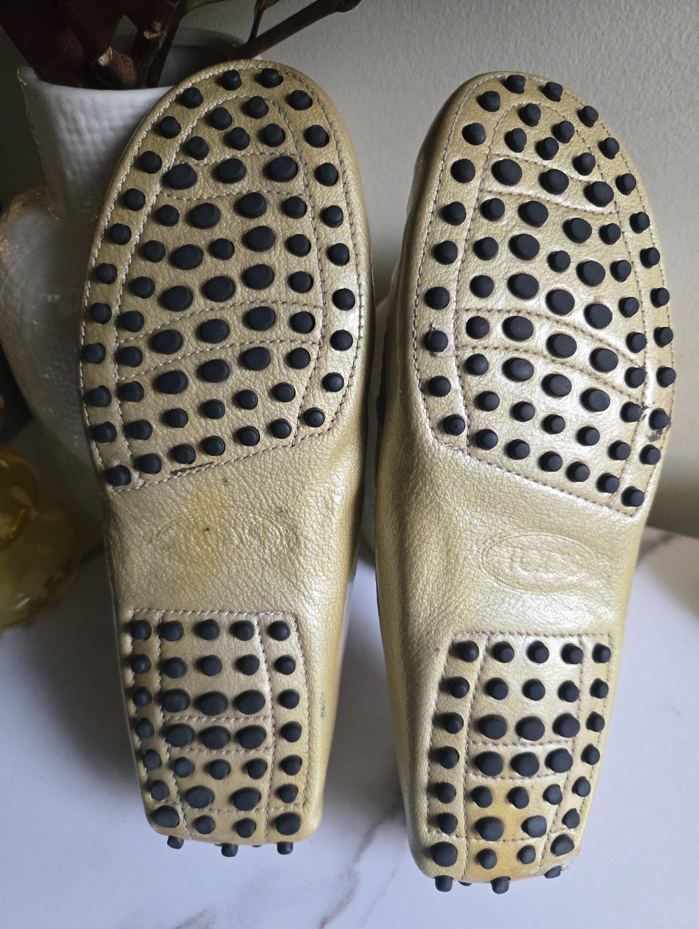 Tod's Patent Leather Yellow Women's Loafers Size 7.5 - Picture 7 of 11